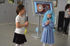 qakM334M2fI